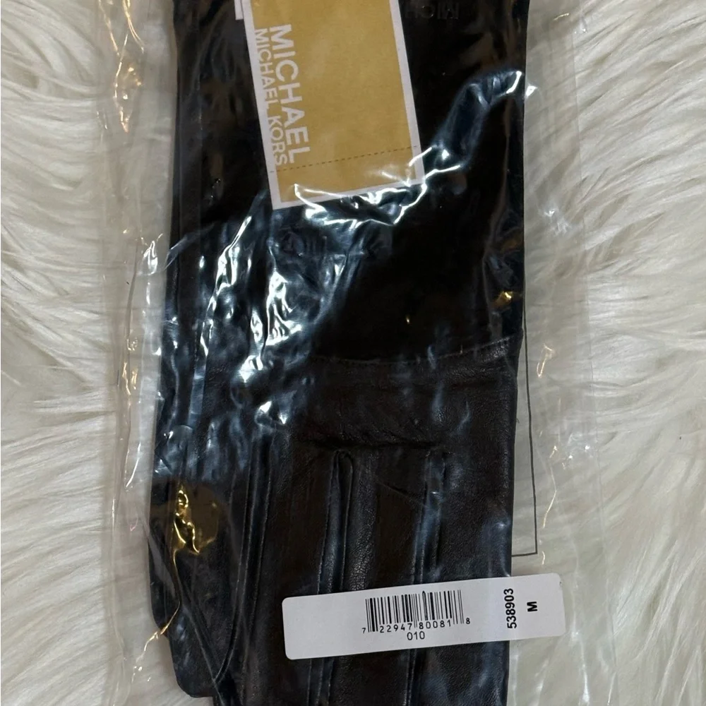 Michael Kors Suede & Leather Tech Gloves - Picture 5 of 7